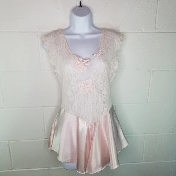Vtg 80s lace satin fairycore chemise